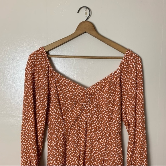 Orange Triangle Print Long Sleeve Square Back Mini Dress - Picture 2 of 7